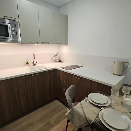 Apartment Urban Oasis