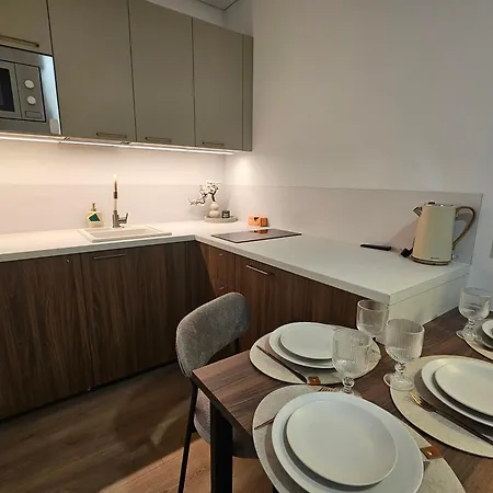 Urban Oasis Apartman